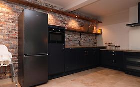 Boutique Hotel Elburg Met Tapperij